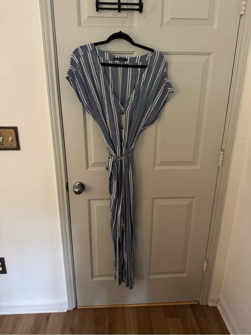 Abercrombie & Fitch Blue & White Striped Jumpsuit with Waist Tie size Large